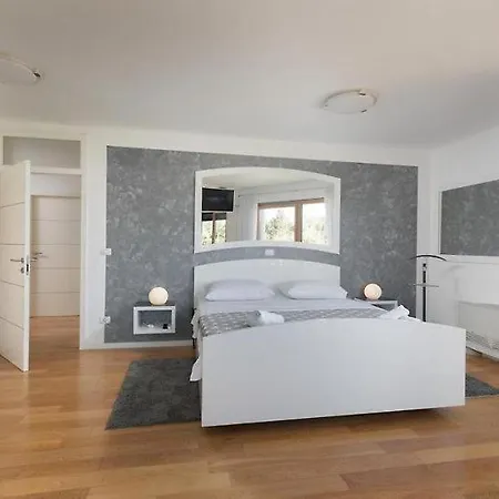 Apartamento Larissa On The Makarska