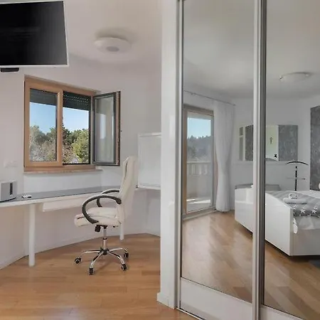 Apartamento Larissa On The *