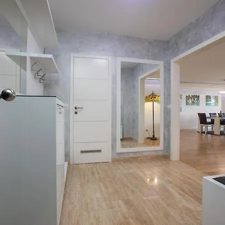 Apartamento Larissa On The Makarska
