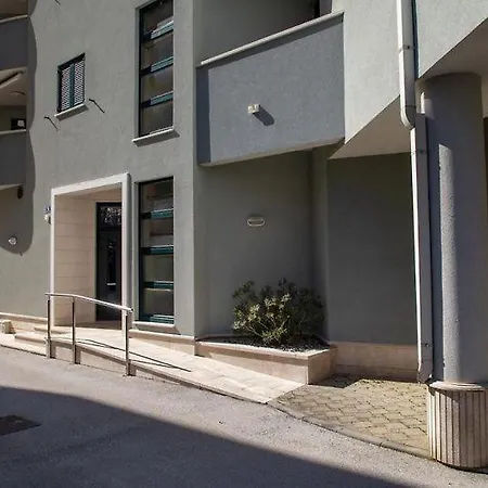 Apartamento Larissa On The Makarska